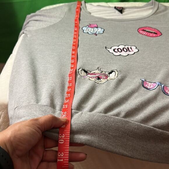 Rebel Wilson For Torrid Patch Sweatshirt Gray Size 2/2X. - Picture 10 of 16